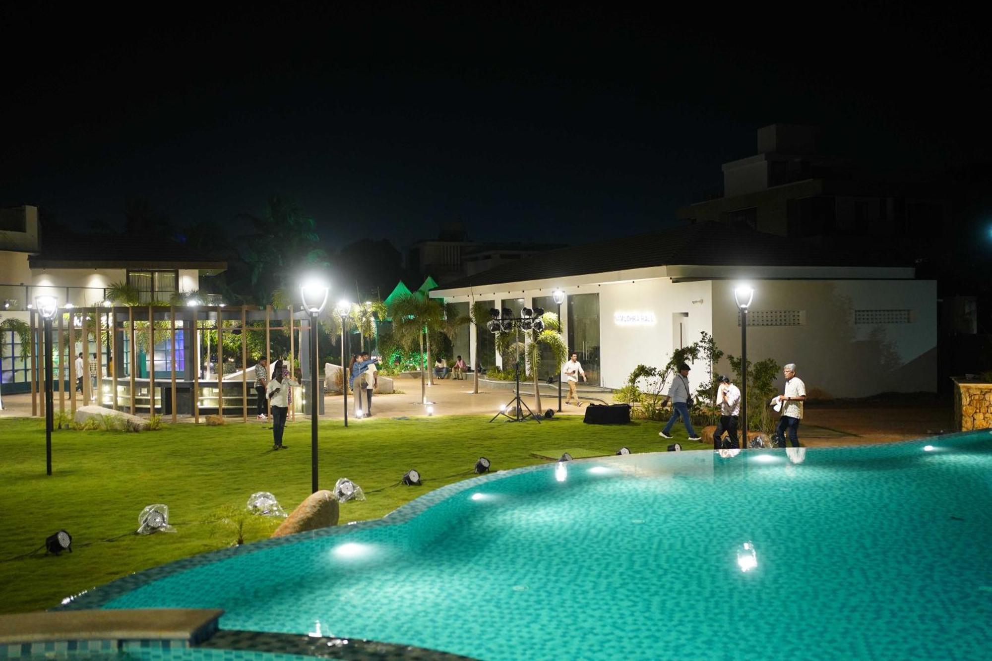 Mstays Ecr By Mirabilis Hotel Chennai Extérieur photo