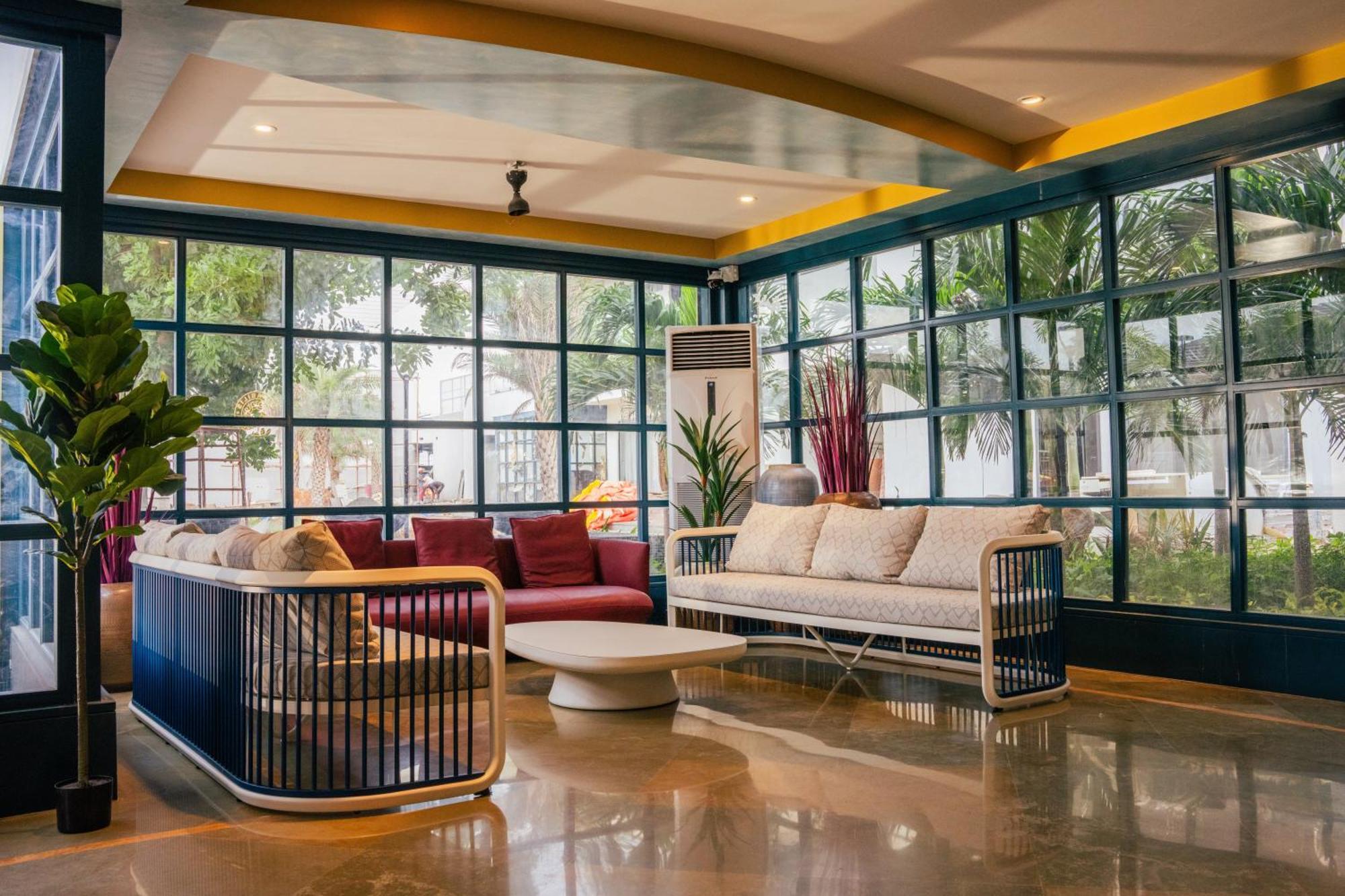 Mstays Ecr By Mirabilis Hotel Chennai Extérieur photo
