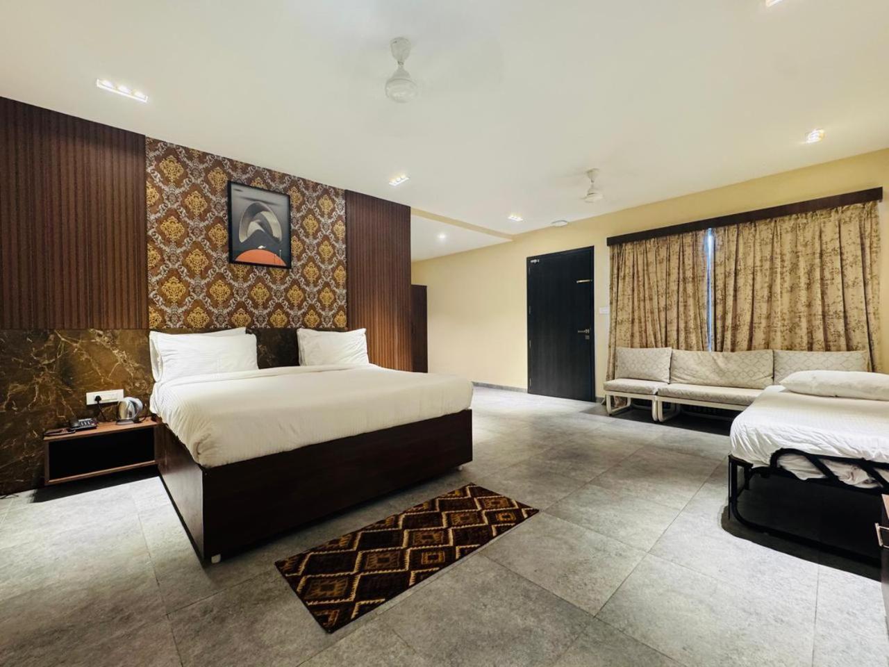 Mstays Ecr By Mirabilis Hotel Chennai Extérieur photo